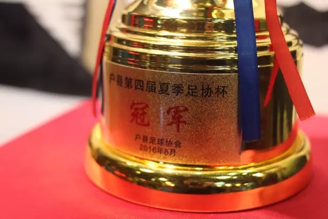 拉菲尼亚为巴萨九罚全中