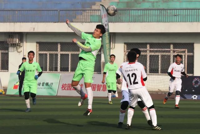 热身赛大败暴露三大硬伤，中国队短板明显